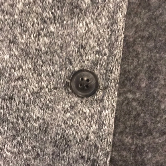 Old Navy grey sweater - Picture 4 of 5